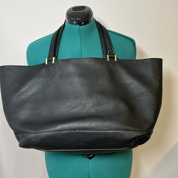 Steve Madden Black Leather Tote Bag - Picture 3 of 6